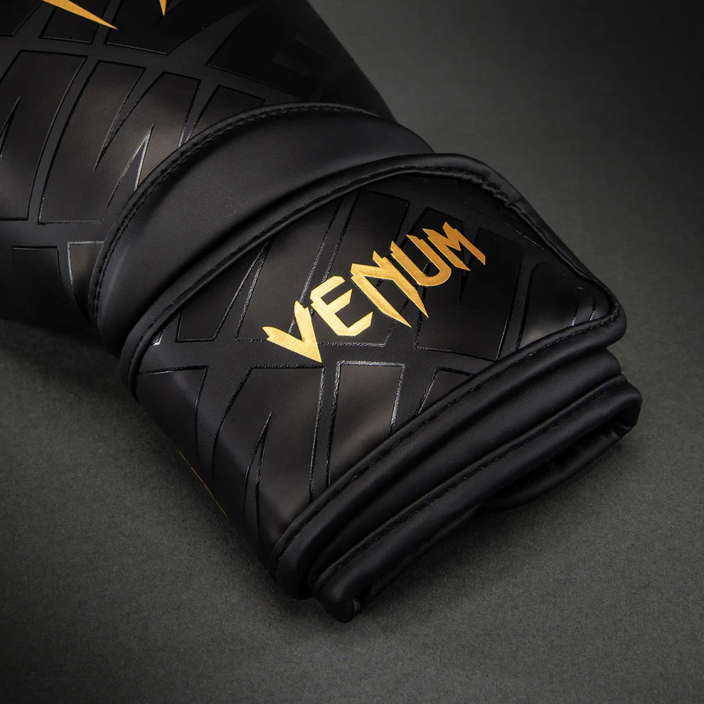 Guantes de boxeo Venum Contender 1.5 XT 3D (negro/oro)