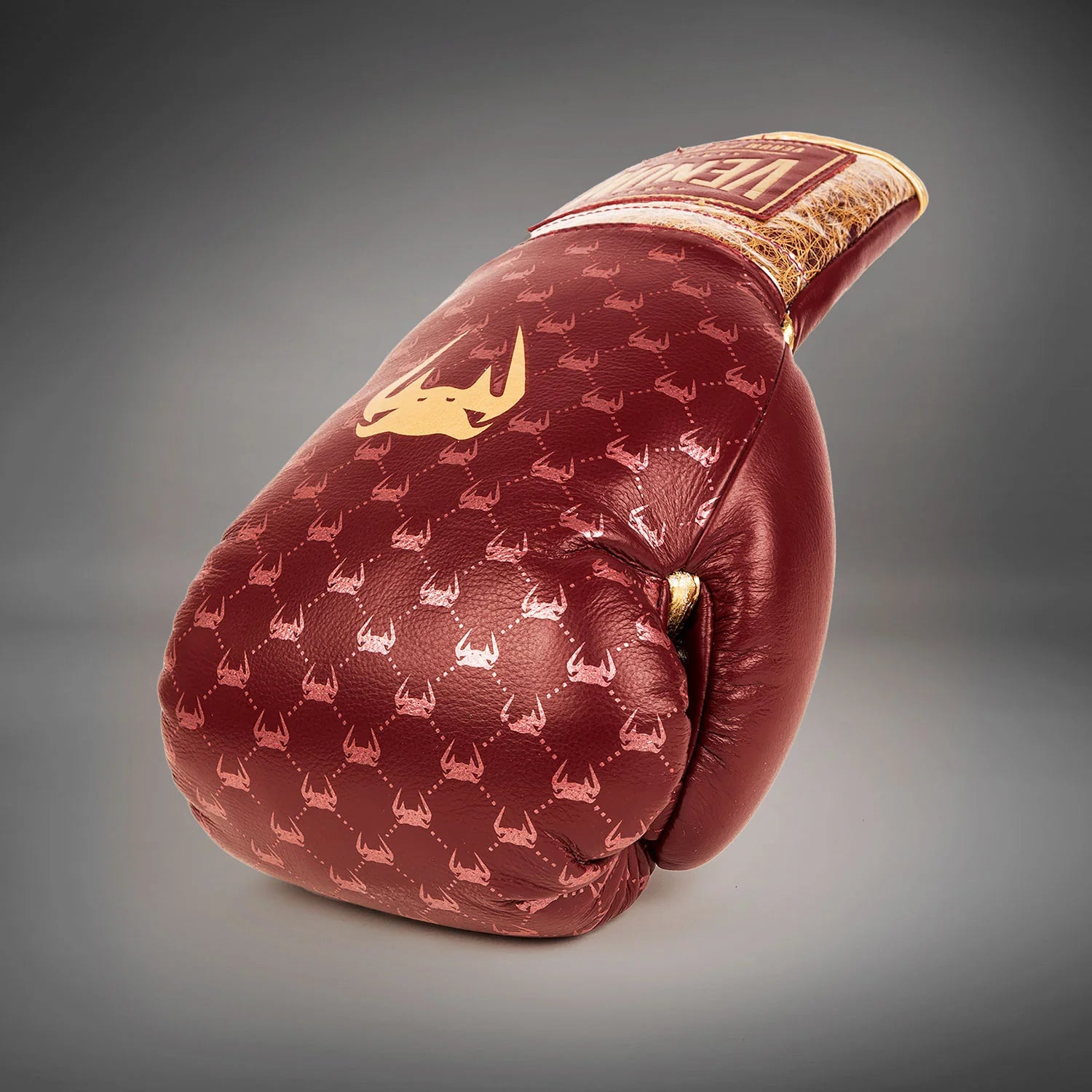 Guantes de boxeo con cordones Venum Coco Monogram Pro (Rojo granate)